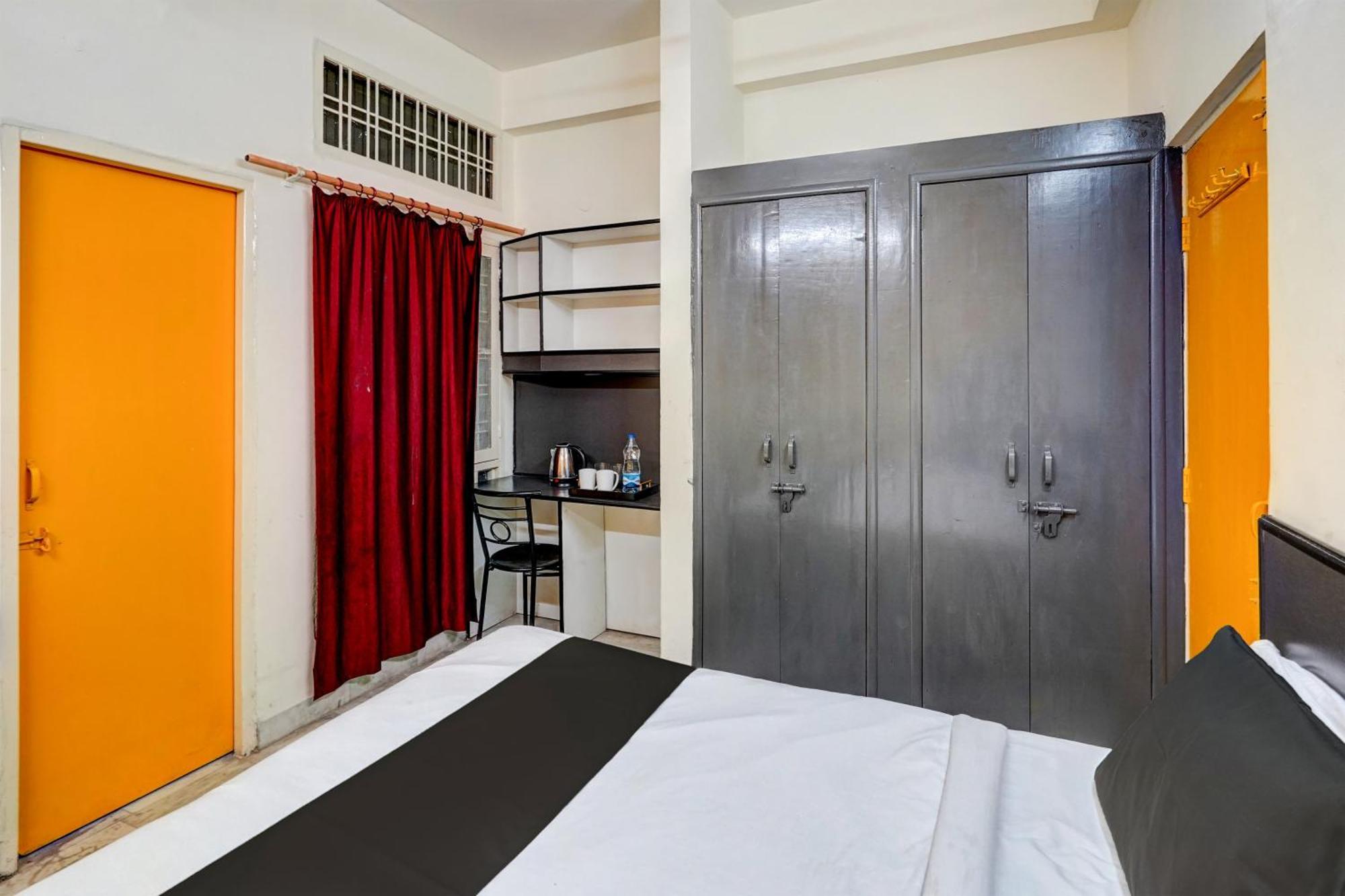 Hotel O Aryan Home Stay Dehradun Exteriör bild