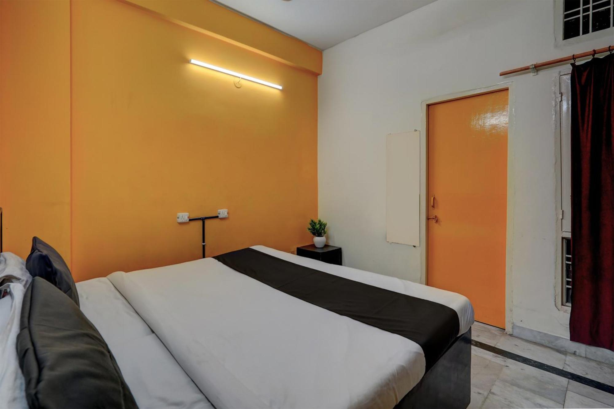 Hotel O Aryan Home Stay Dehradun Exteriör bild