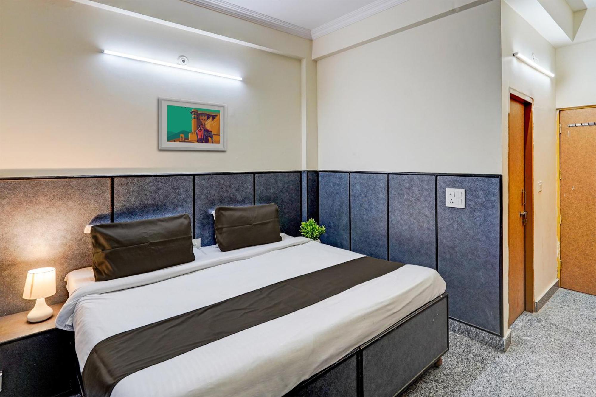 Hotel O Aryan Home Stay Dehradun Exteriör bild